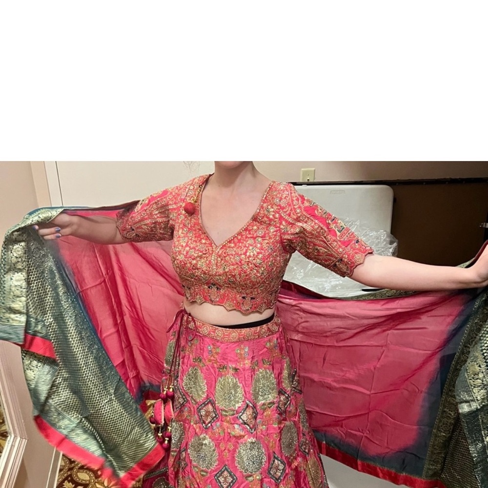 Pink banarasi silk Lehenga Choli - Picture 2 of 2